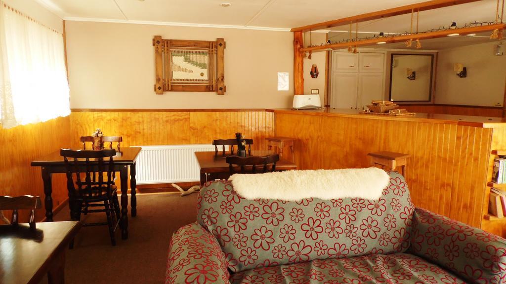 Bed and Breakfast Big Bang Patagonia Puerto Natales Exterior foto