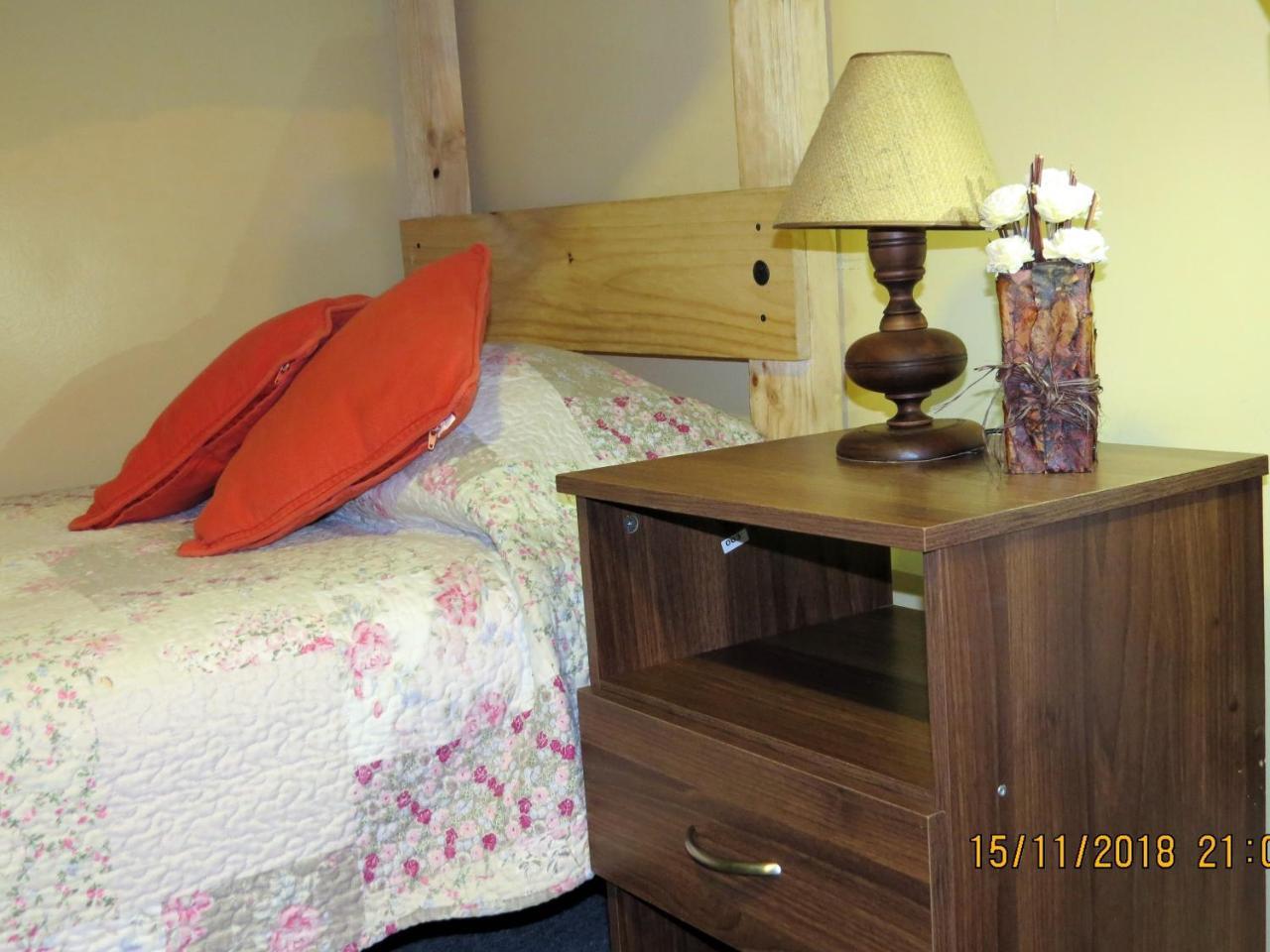 Bed and Breakfast Big Bang Patagonia Puerto Natales Exterior foto